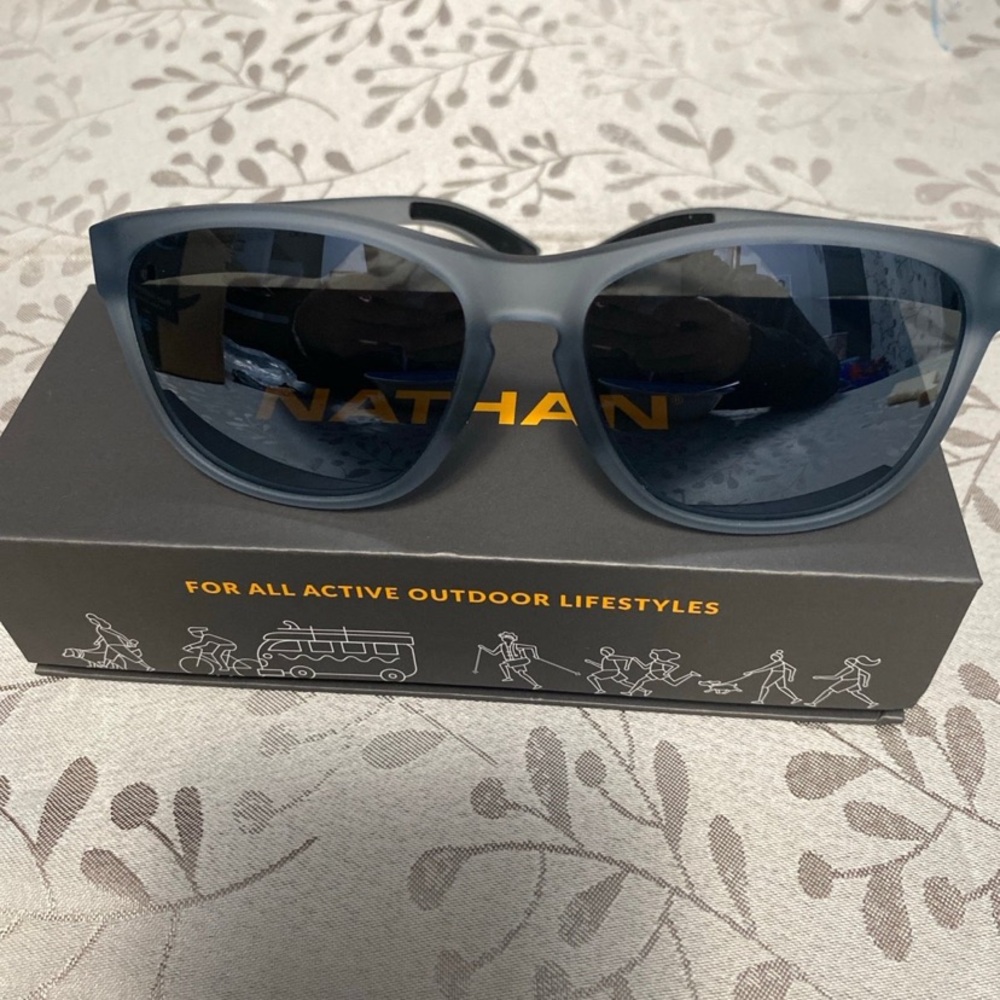Brand new sunglasses. Polarized sunglasses . Gray color frame. - Picture 2 of 4